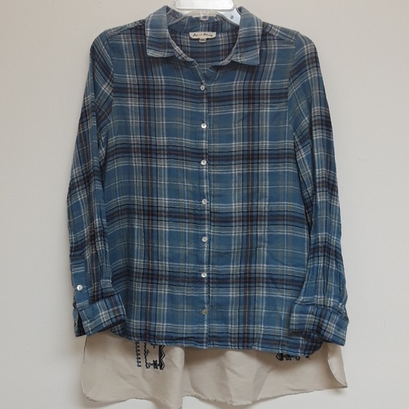 Jane & Delancey Button Up Plaid Shirt - Picture 6 of 8